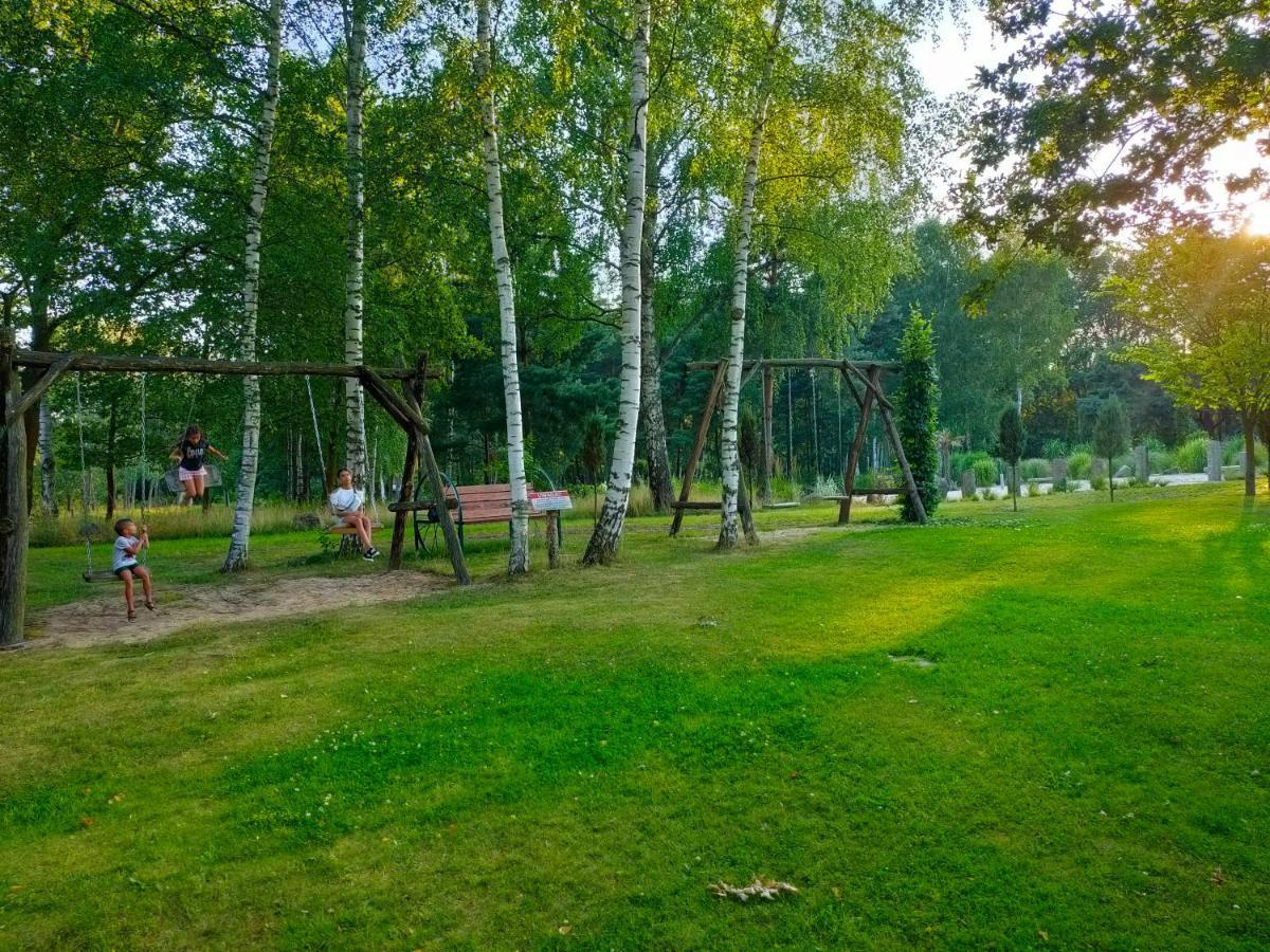 Dworek Azalia Ilowa Экстерьер фото